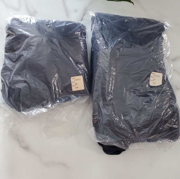 2 Hanes Youth Pullover Hoodie  Navy size XS - Picture 2 of 15
